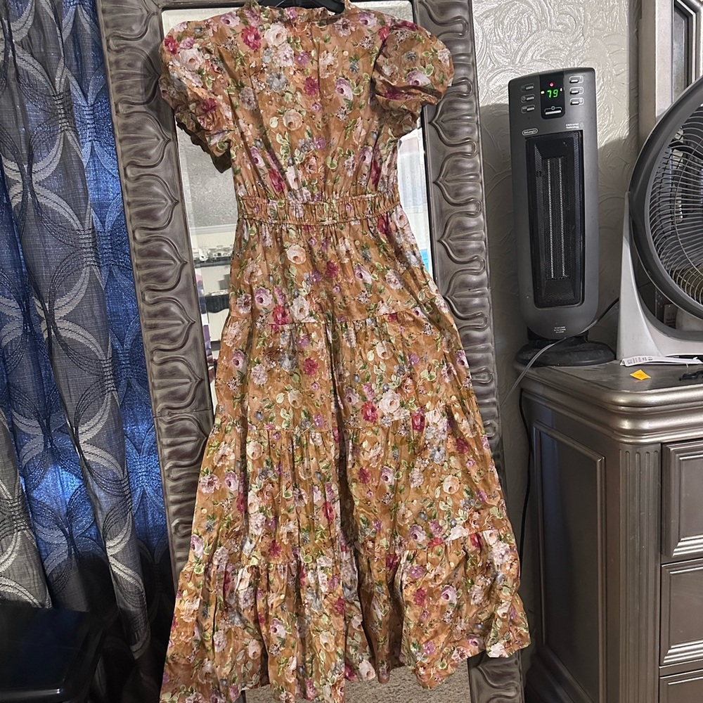 entro Floral Tiered Maxi Dress in Brown with Pink Accents - Picture 3 of 4